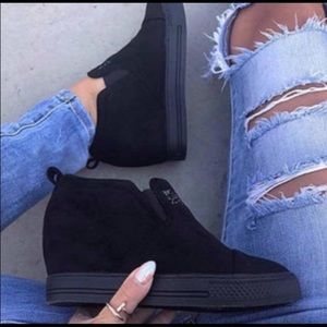Wedge like sneakers LAST PAIR!!